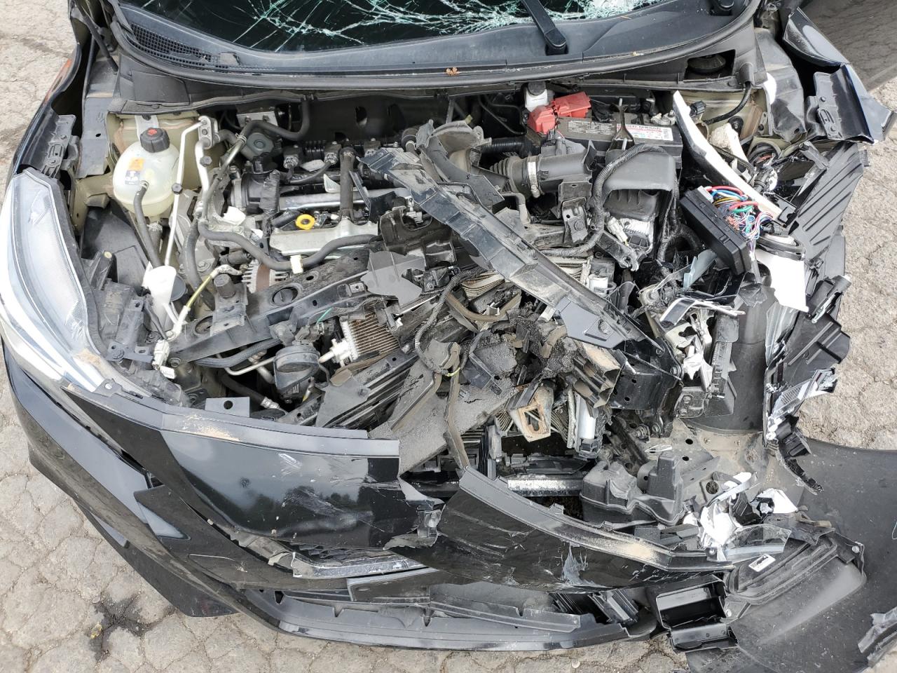 Nissan Versa Sv Image 6