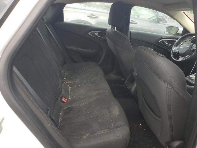 Chrysler 200 Limited Image 13