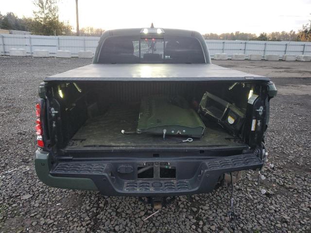 Toyota Tacoma Double Cab Image 13