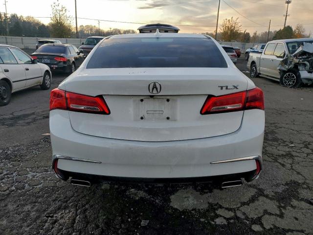 Acura TLX Tech Image 4