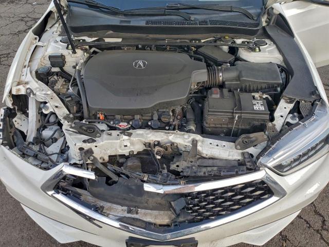 Acura TLX Tech Image 8