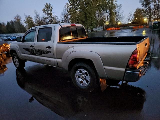 Toyota Tacoma Double Cab Prerunner Long Bed Image 2