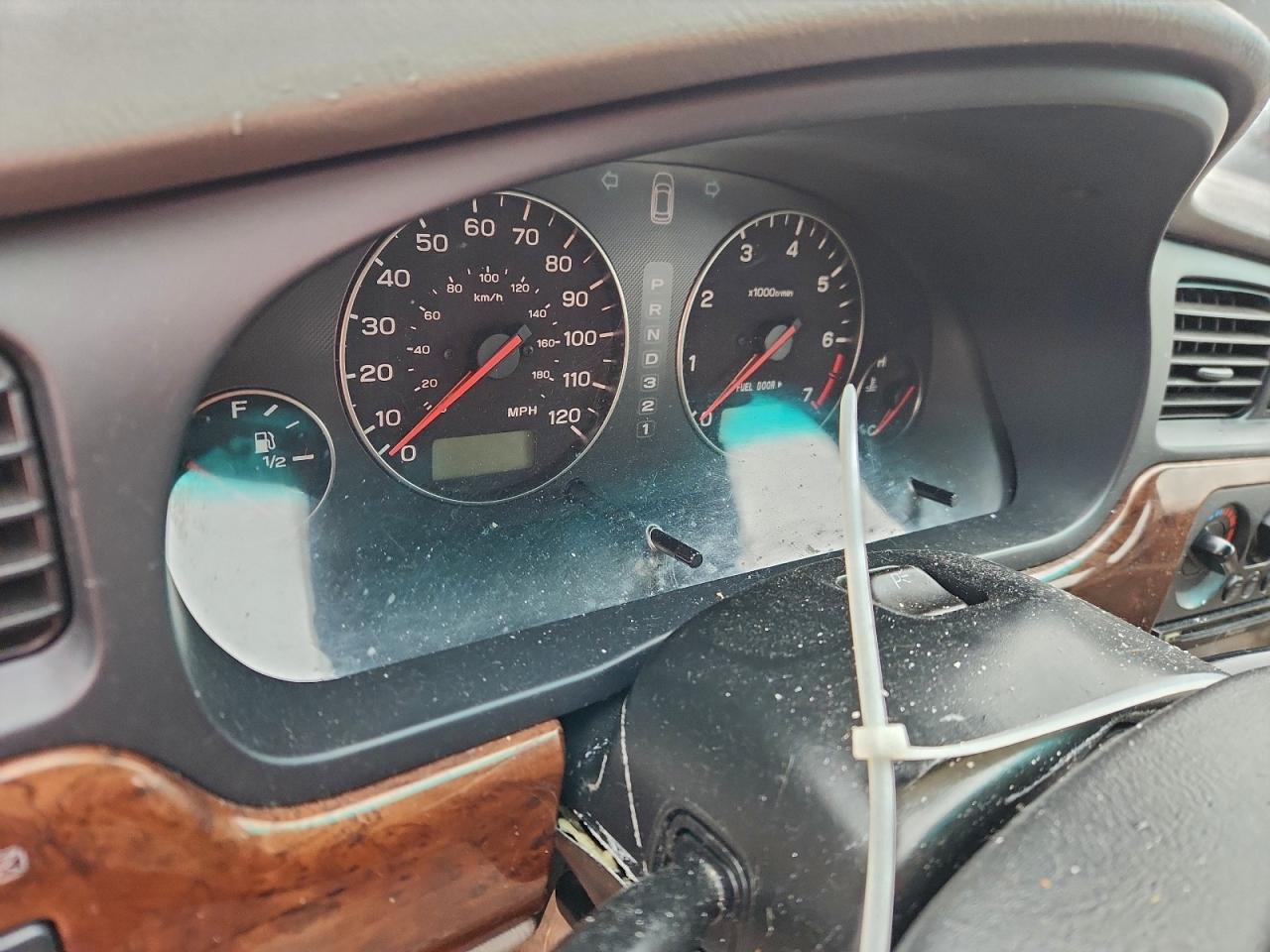 Subaru Legacy Outback Image 8