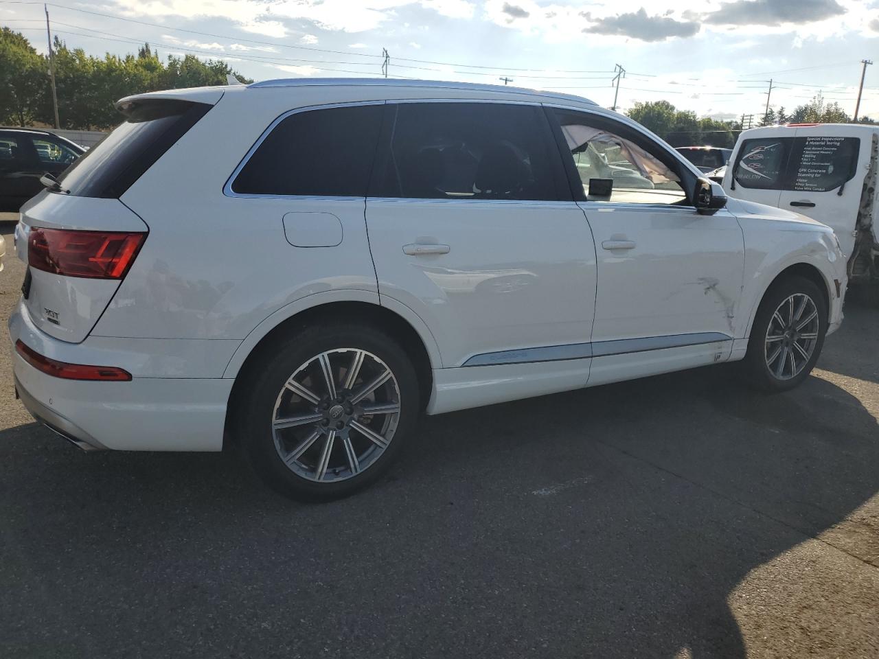 Audi Q7 Premium Plus Image 11