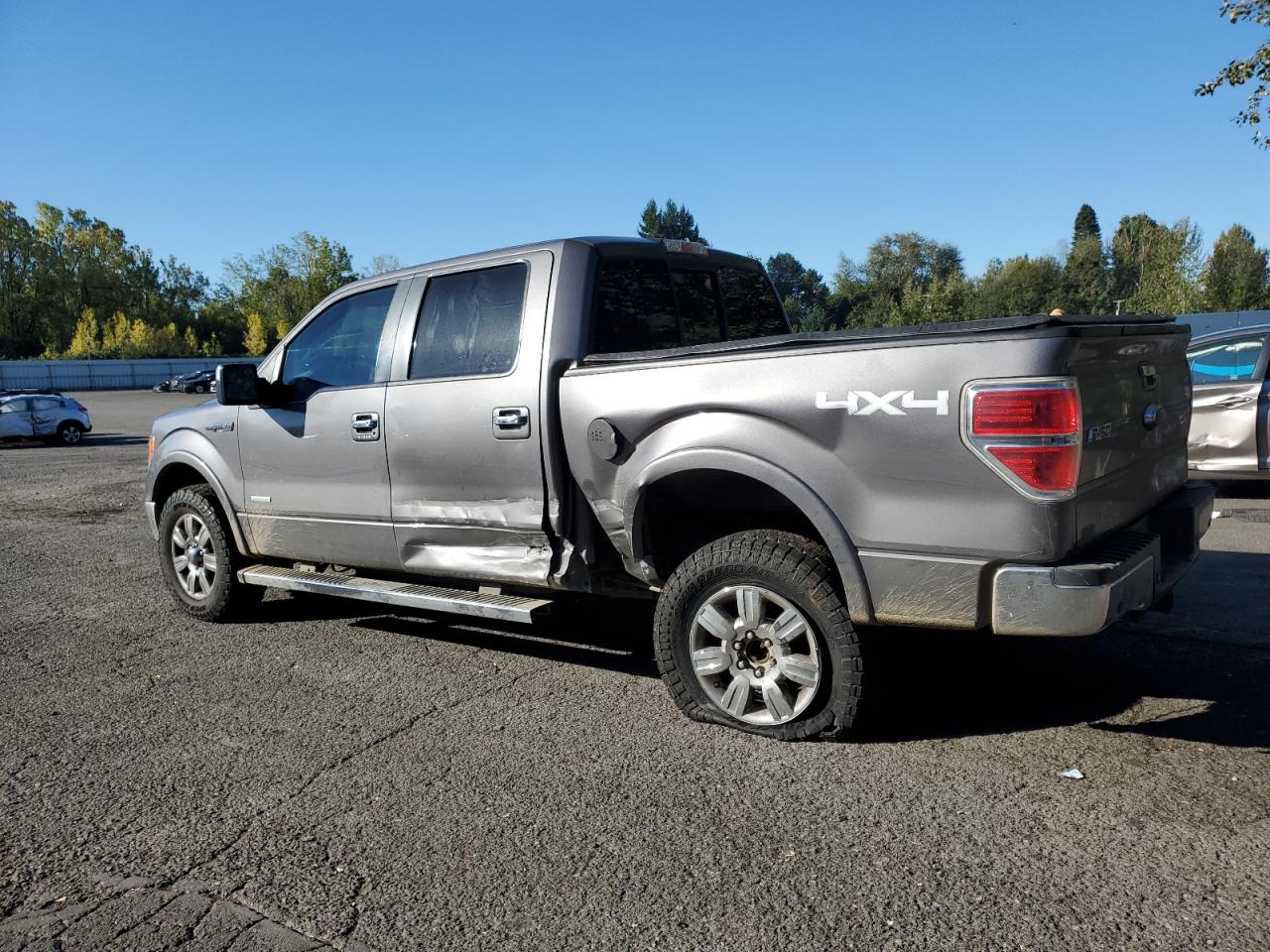 Ford F-150 Supercrew Image 8