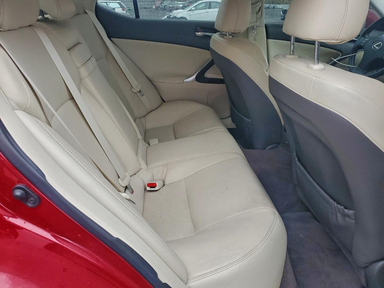 Lexus Is 250 Image 6