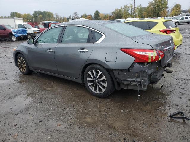 Nissan Altima 2.5 Image 10