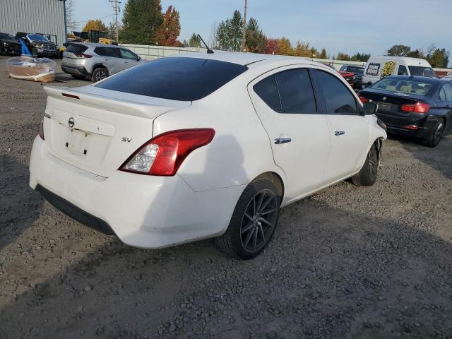 Nissan Versa S Image 2