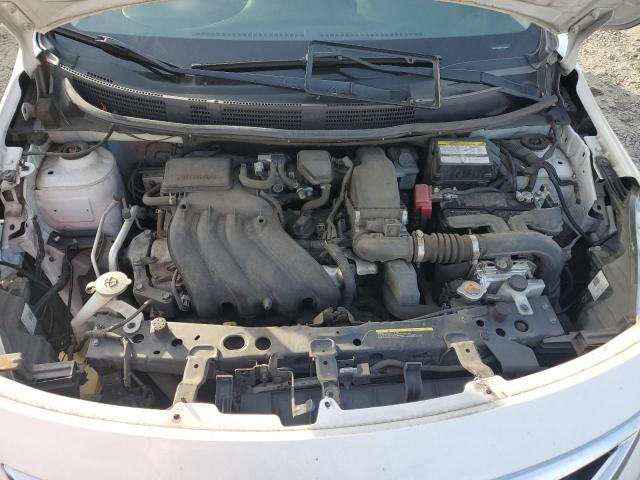 Nissan Versa S Image 5