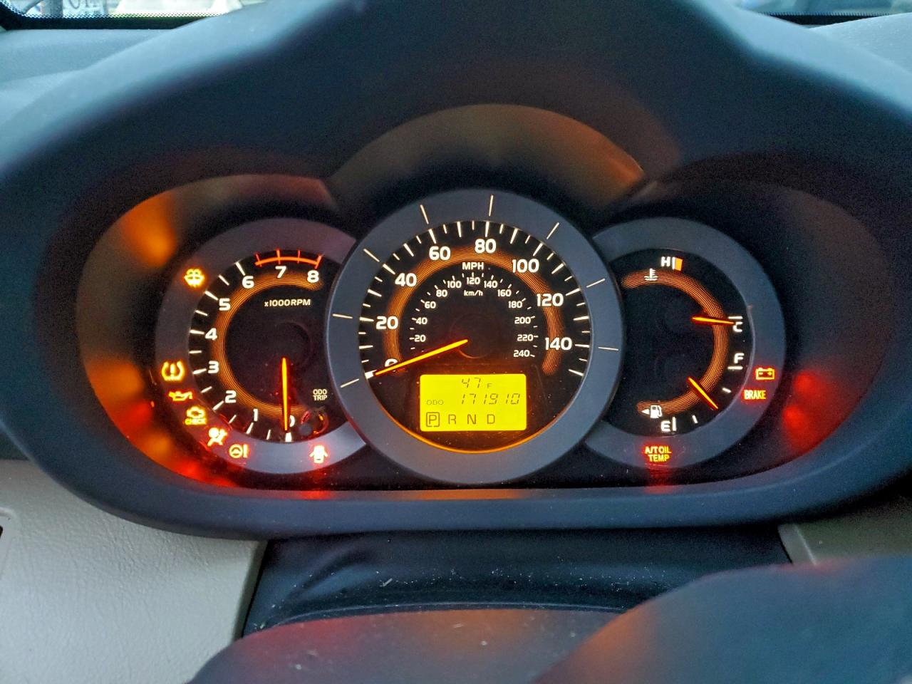 Toyota RAV4 Limited Image 5