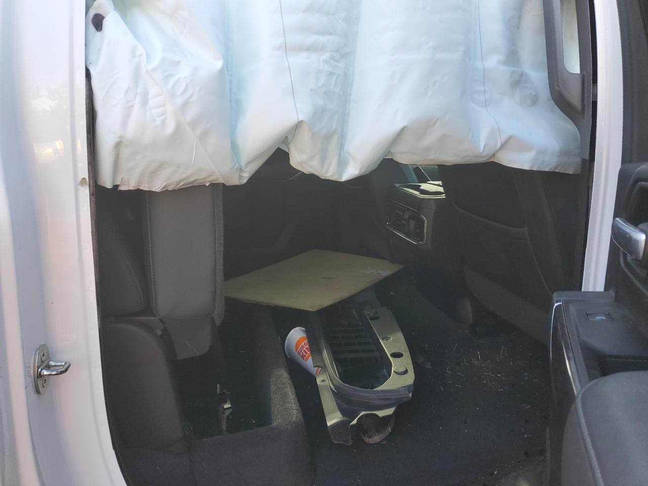 Chevrolet Silverado K2500 Heavy Duty Ltz Image 6