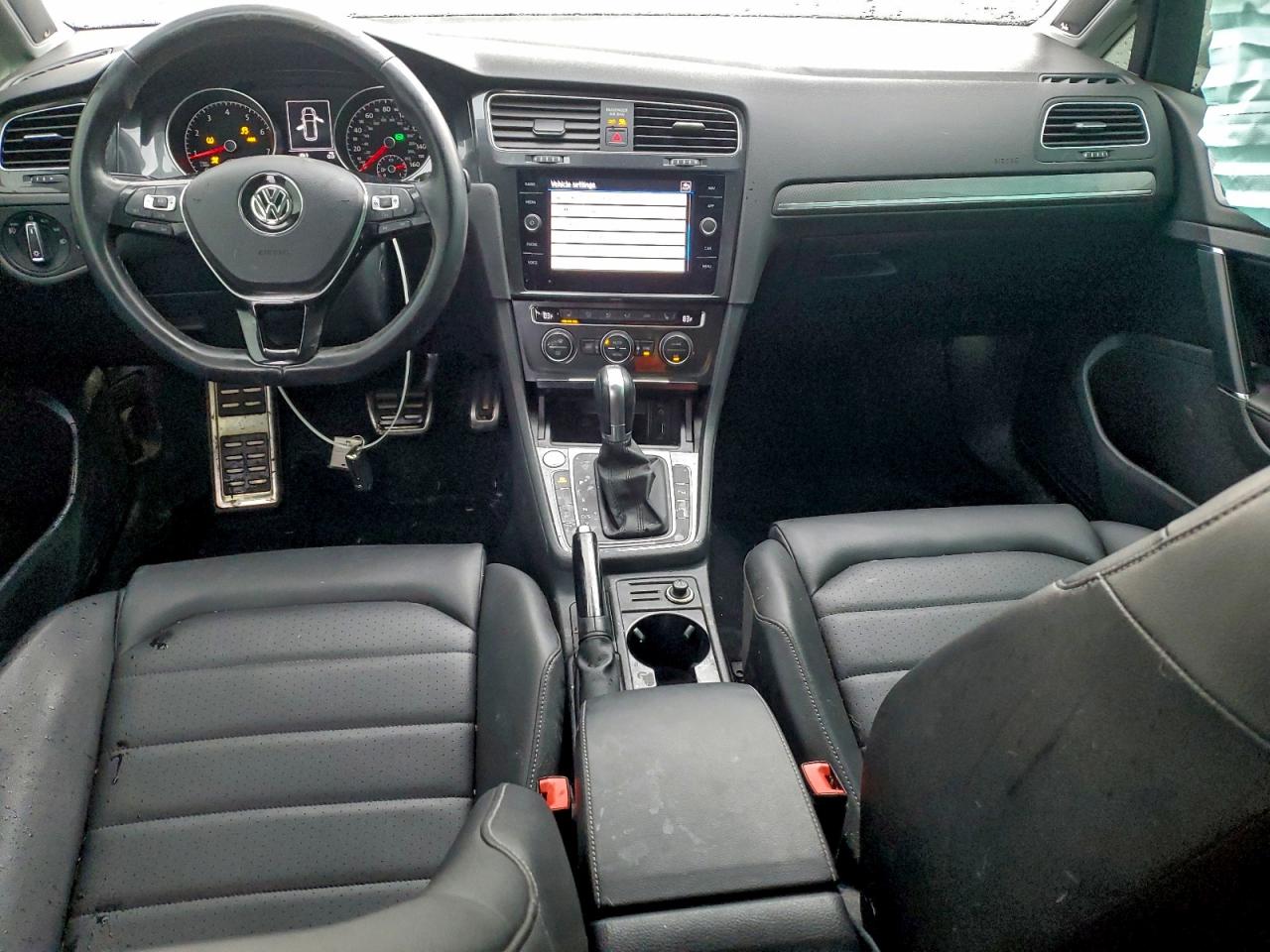 Volkswagen Golf S Image 11
