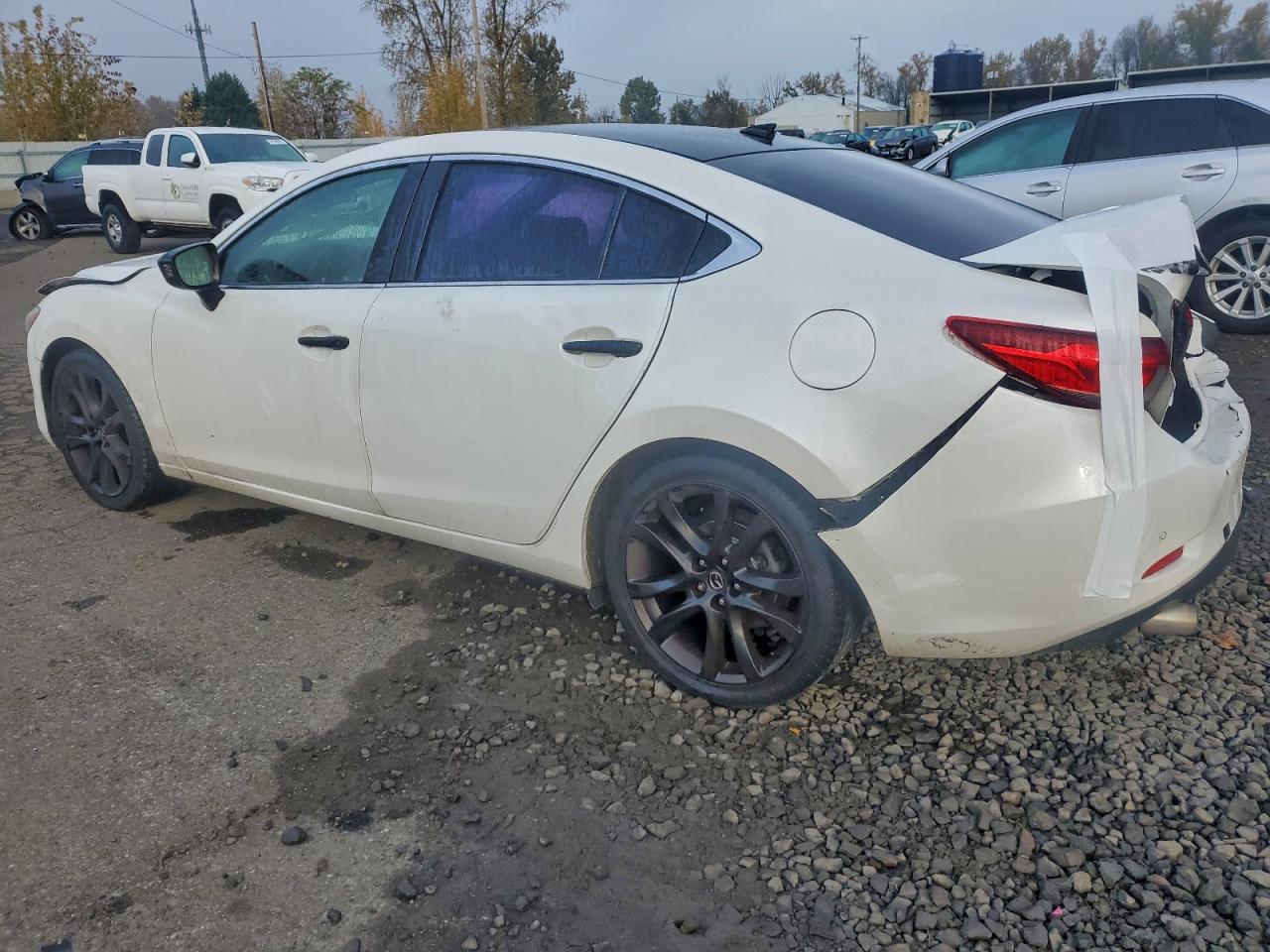 Mazda 6 Grand Touring Image 12