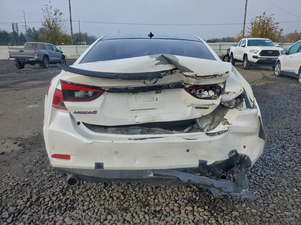 Mazda 6 Grand Touring Image 5