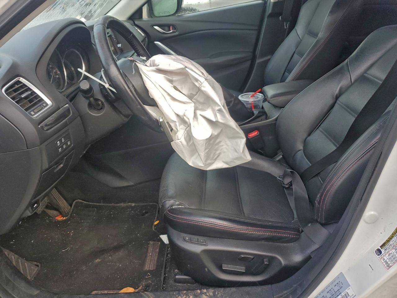 Mazda 6 Grand Touring Image 8