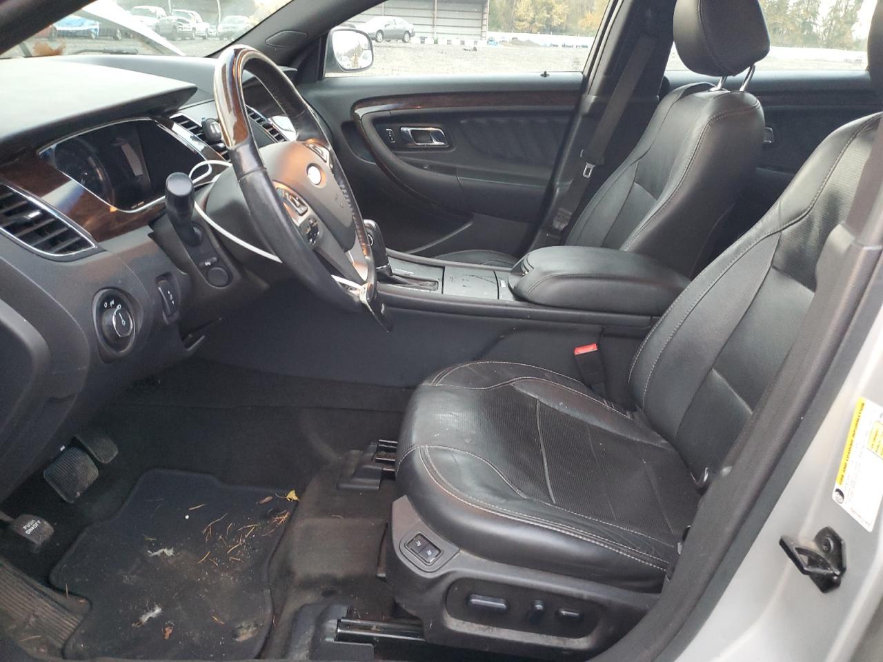 Ford Taurus Limited Image 2