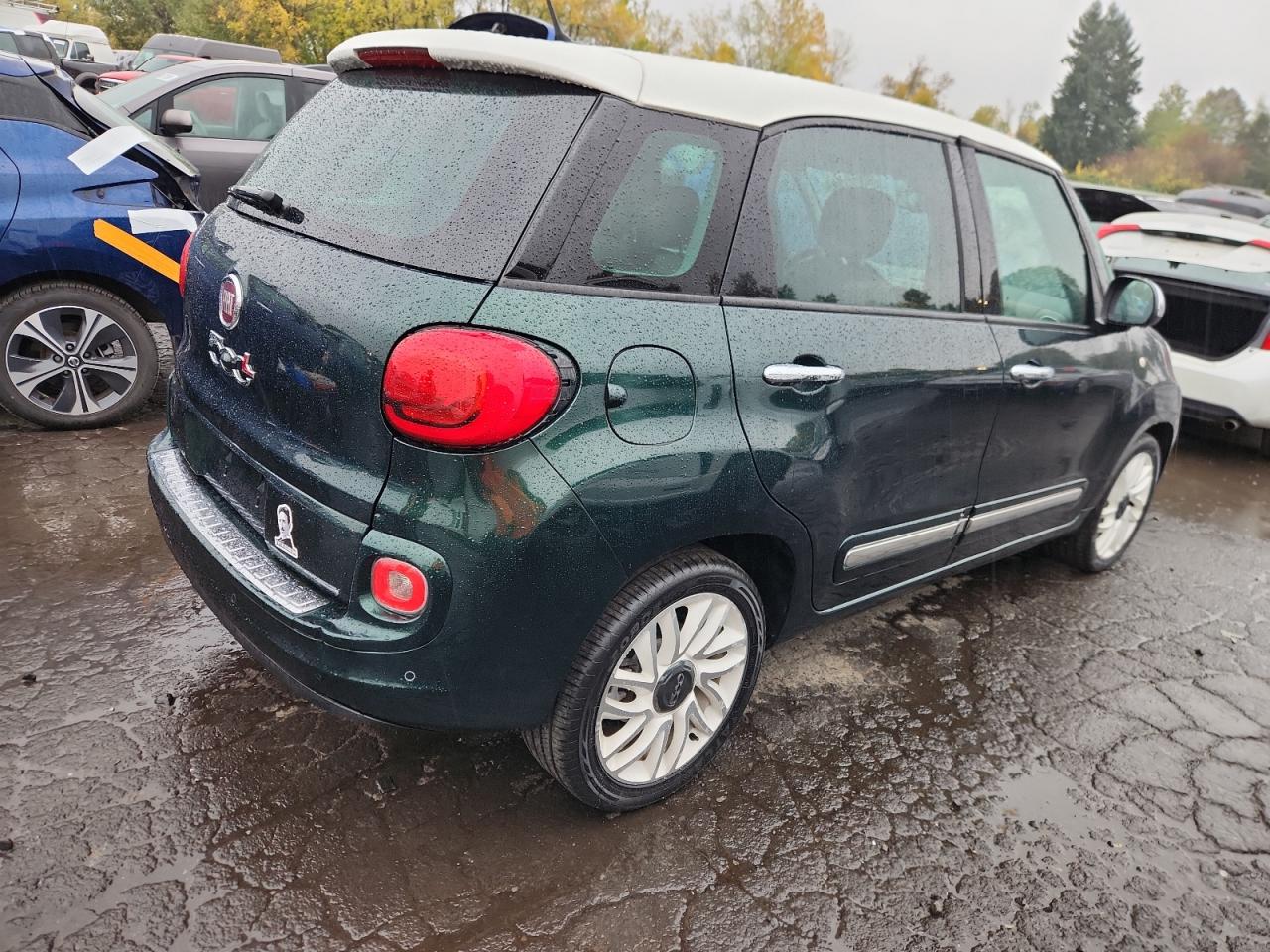 FIAT 500 Lounge Image 7