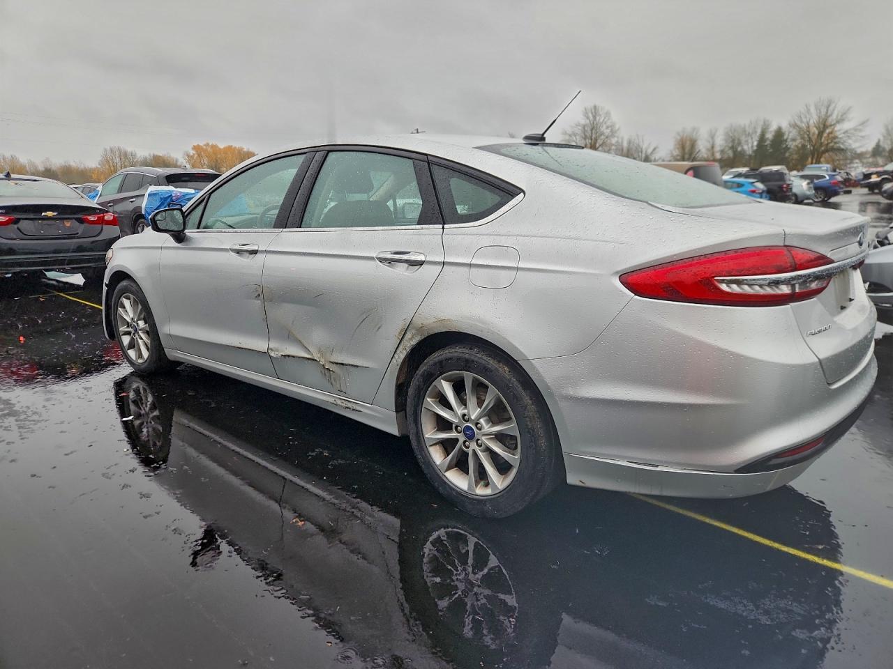 Ford Fusion Se Image 12