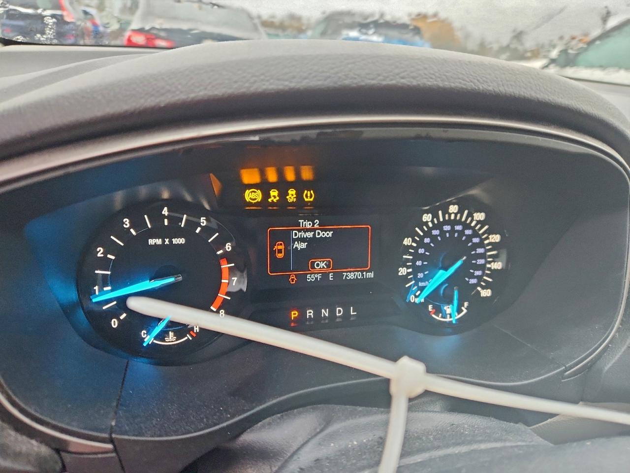 Ford Fusion Se Image 6