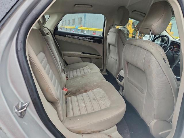 Ford Fusion Se Image 10