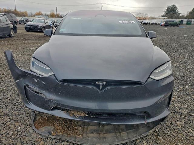 Tesla Model X Image 3