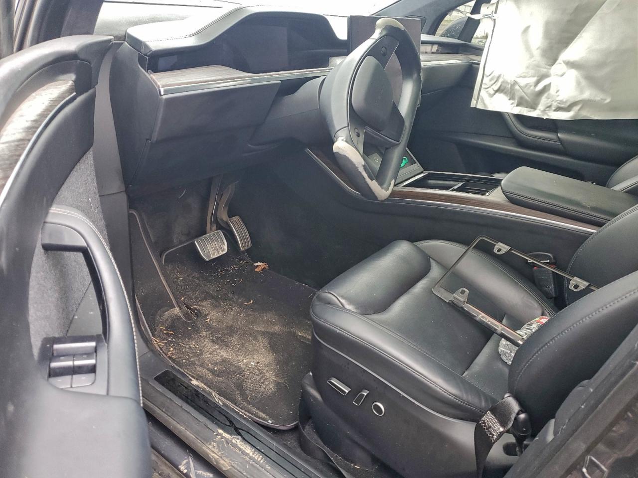 Tesla Model X Image 6