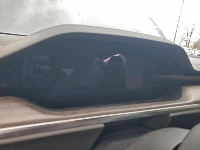 Tesla Model X Image 10