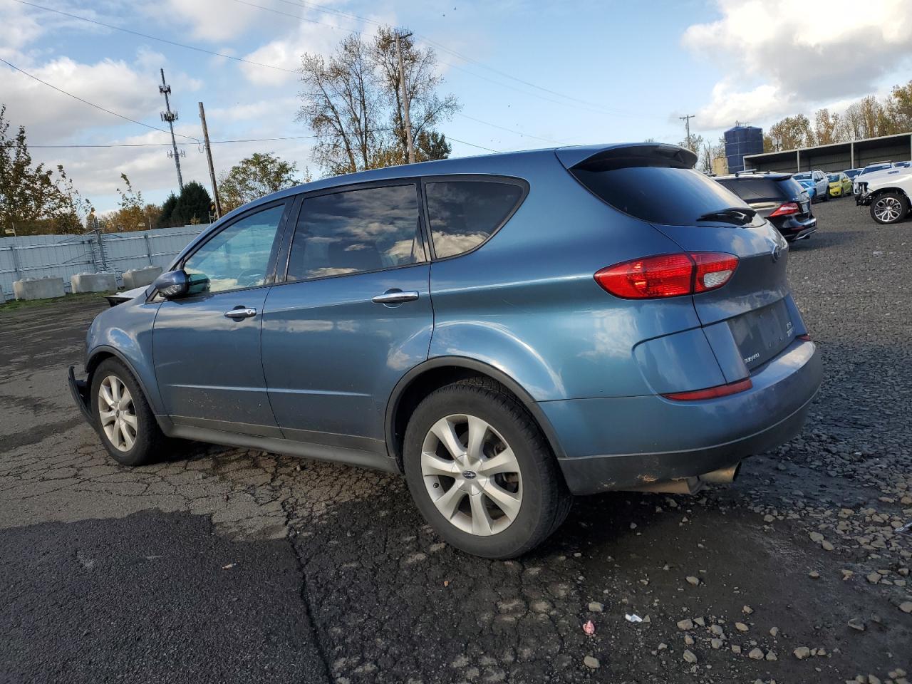 Subaru Tribeca 3.0 H6 Image 12