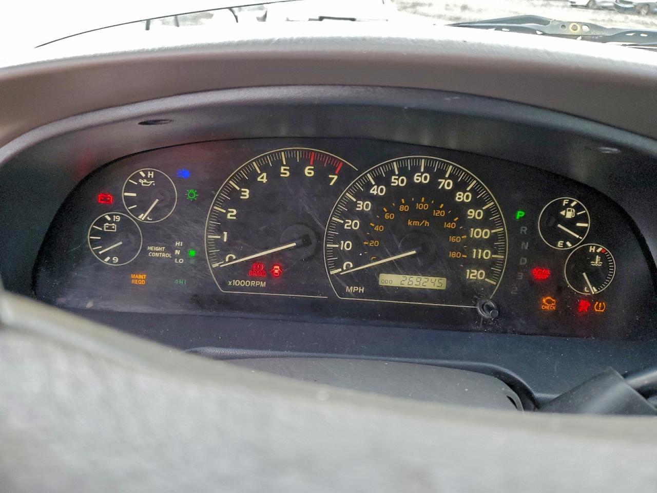 Toyota Sequoia Limited Image 2