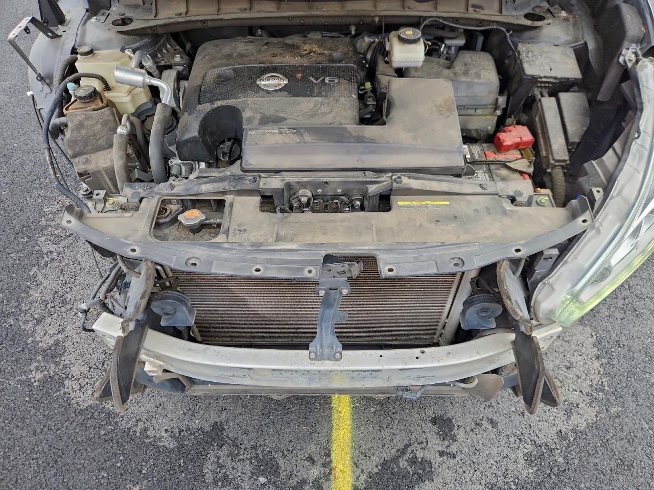 Nissan Murano S Image 8