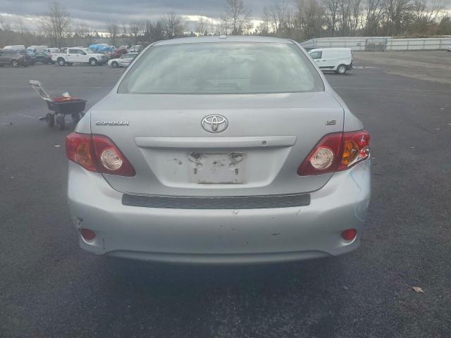 Toyota Corolla Base Image 4