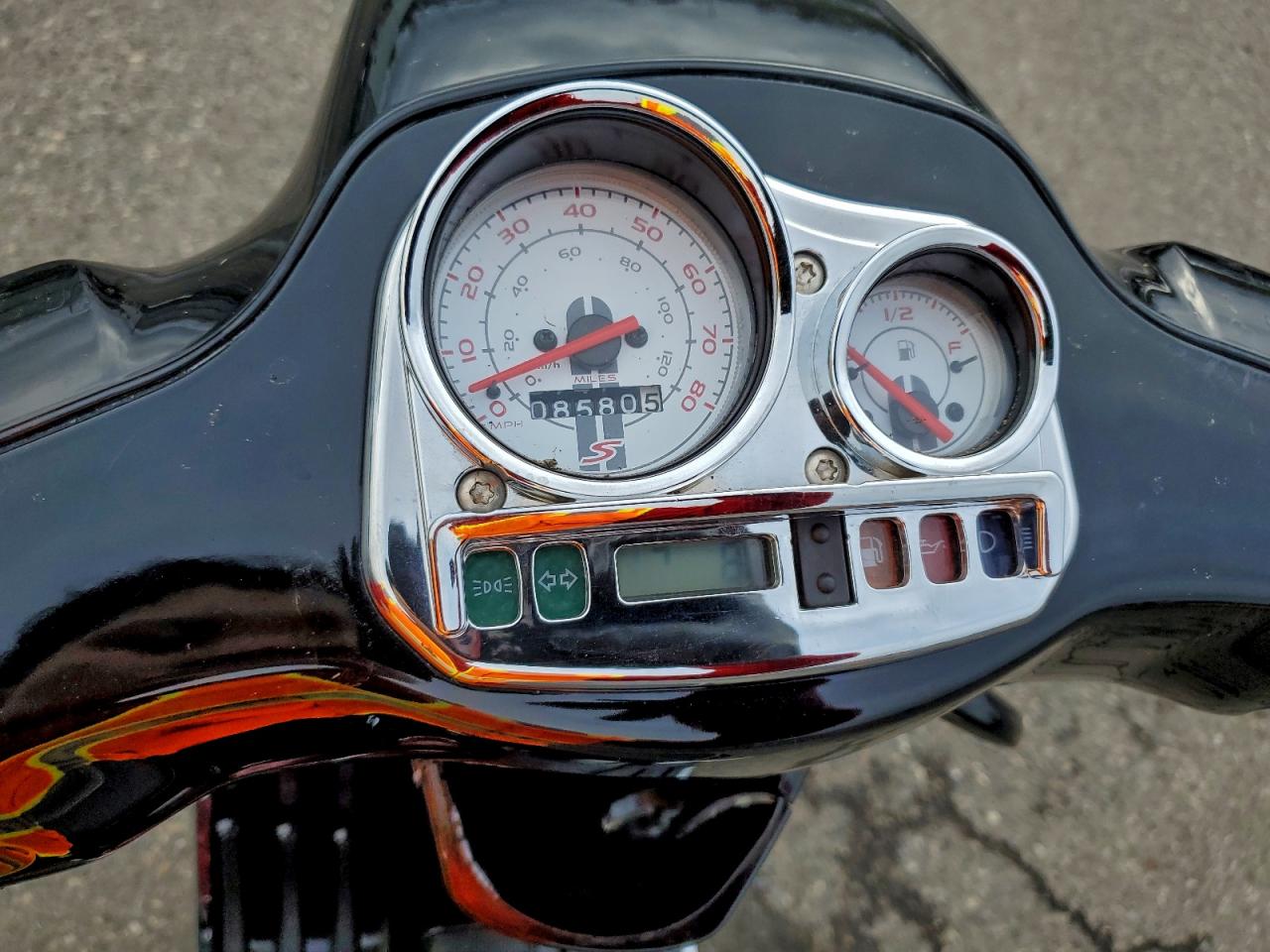 Vespa Scooter 150 Image 5