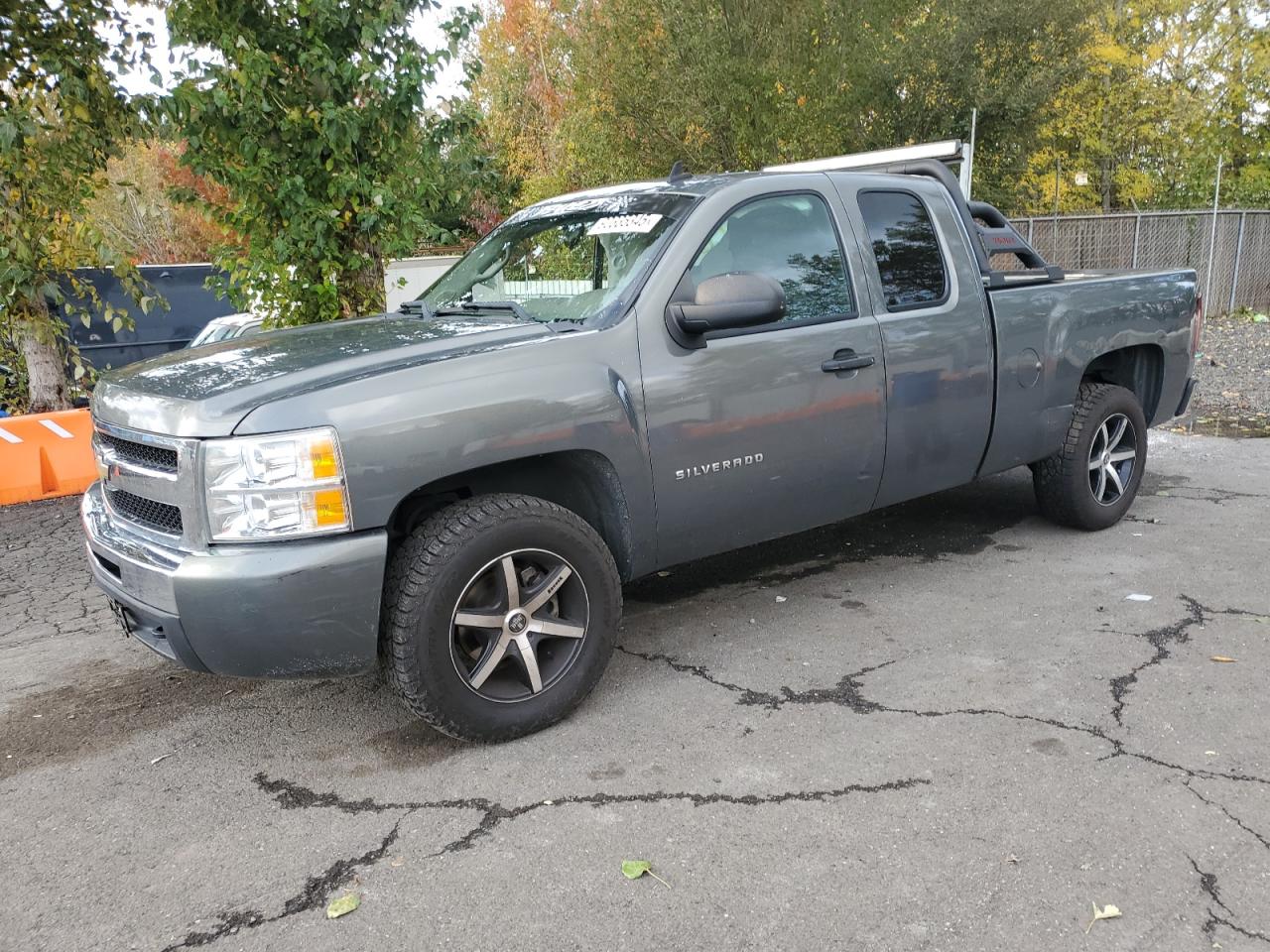 Chevrolet Silverado K1500 Ls Image 1