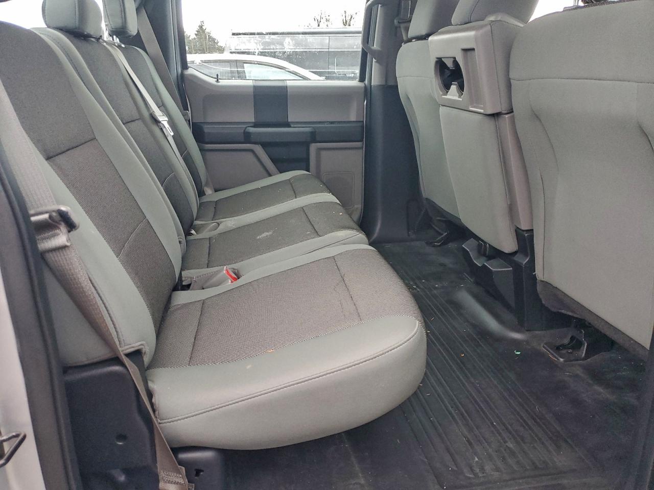 Ford F-150 Supercrew Image 9