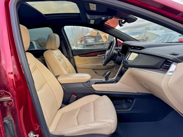 Cadillac XT5 Premium Luxury Image 4