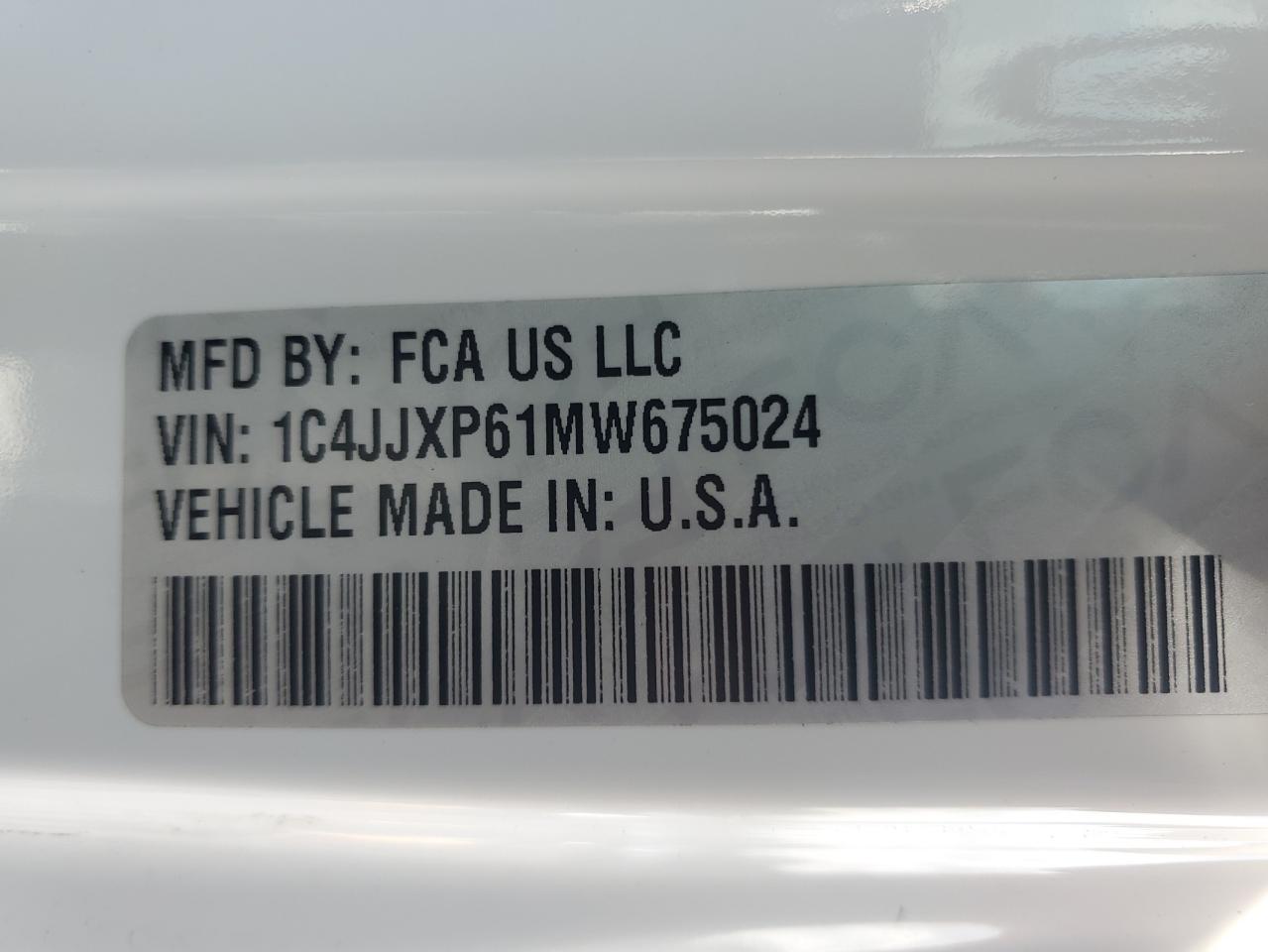 Jeep Wrangler Sahara 4xe Image 10