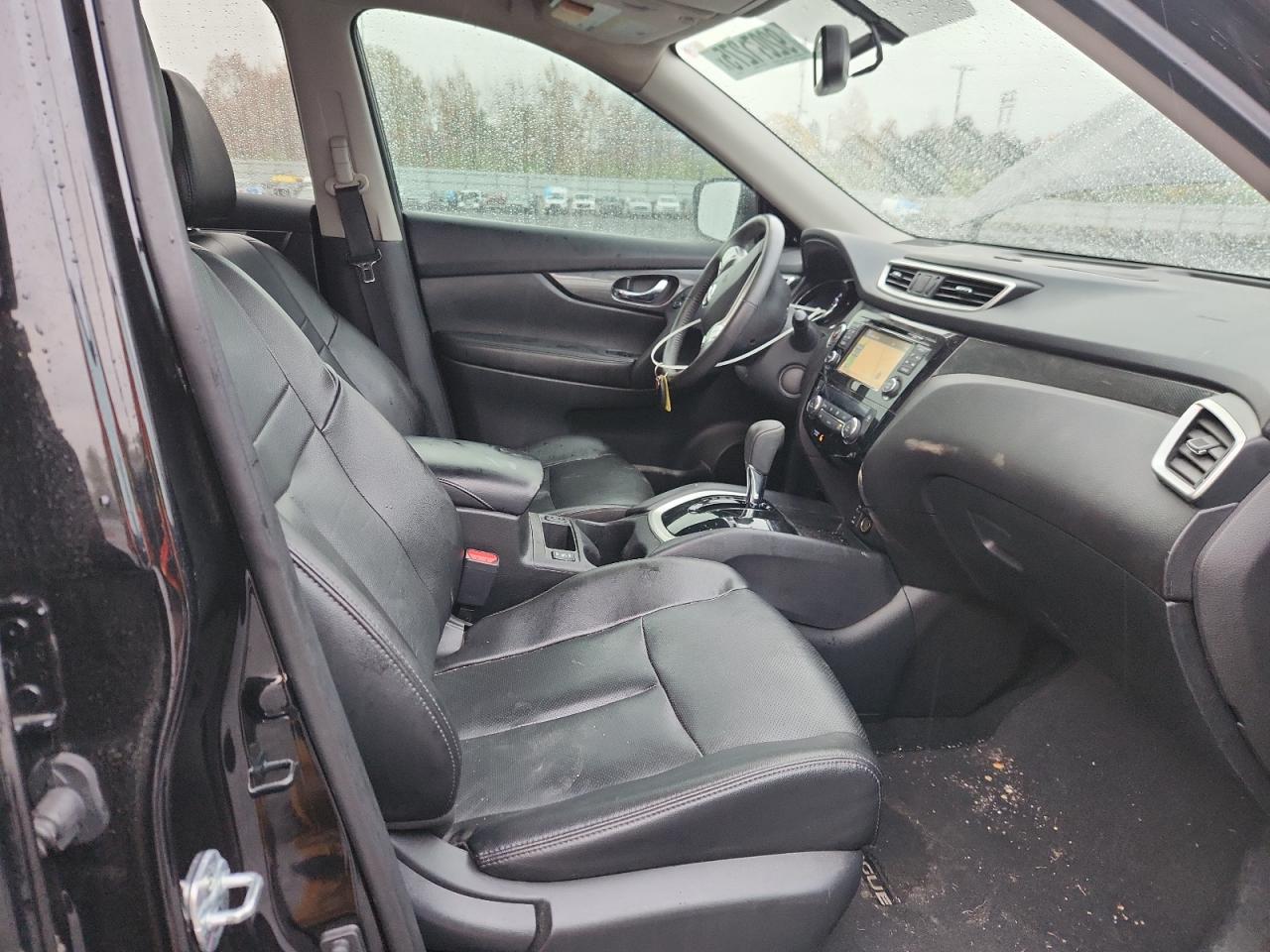 Nissan Rogue S Image 4