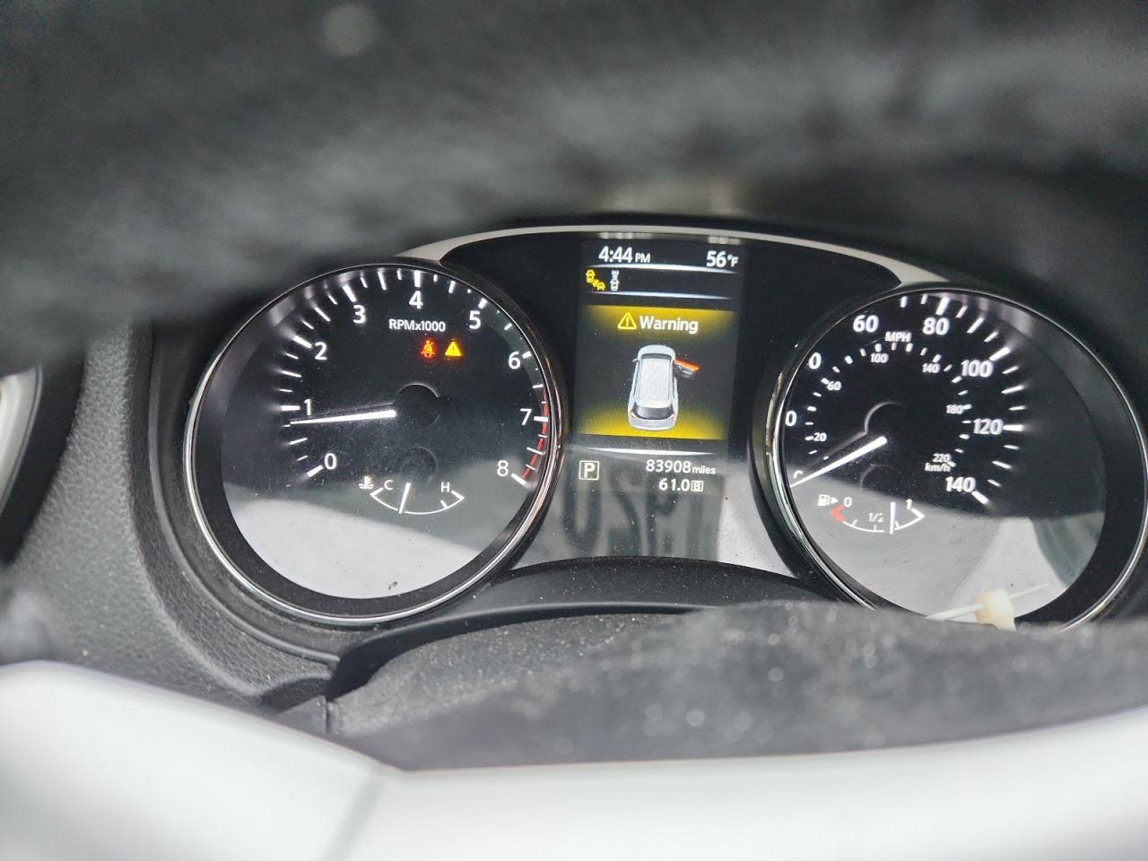 Nissan Rogue S Image 5