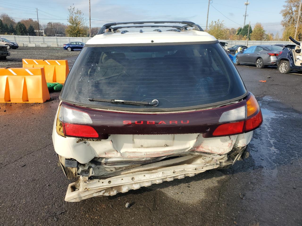 Subaru Legacy Outback Image 4