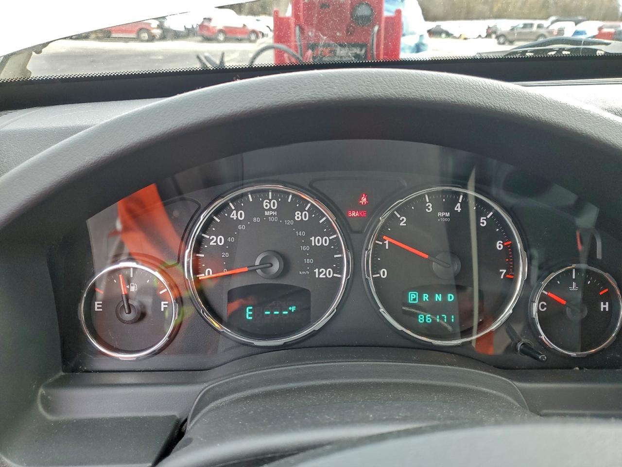 Jeep Liberty Sport Image 2