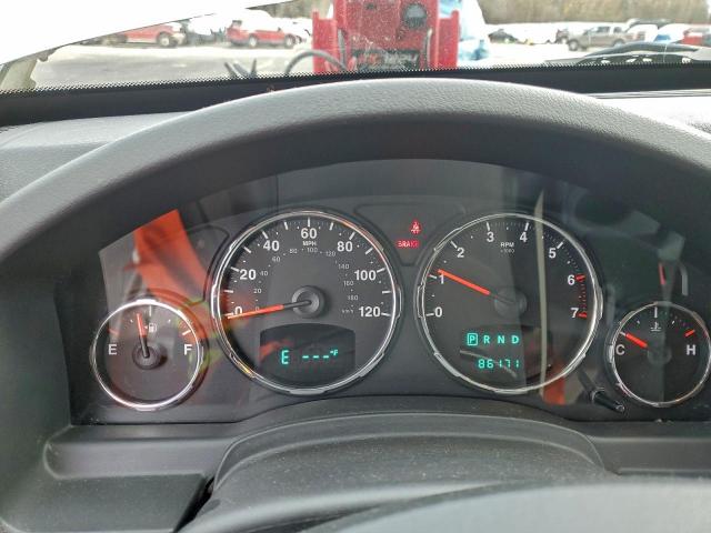 Jeep Liberty Sport Image 2