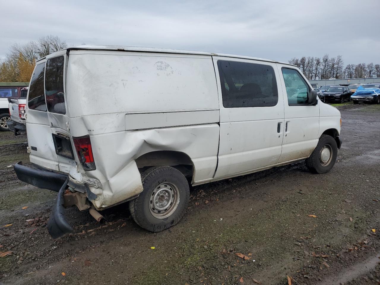 Ford E-150 E150 Van Image 5