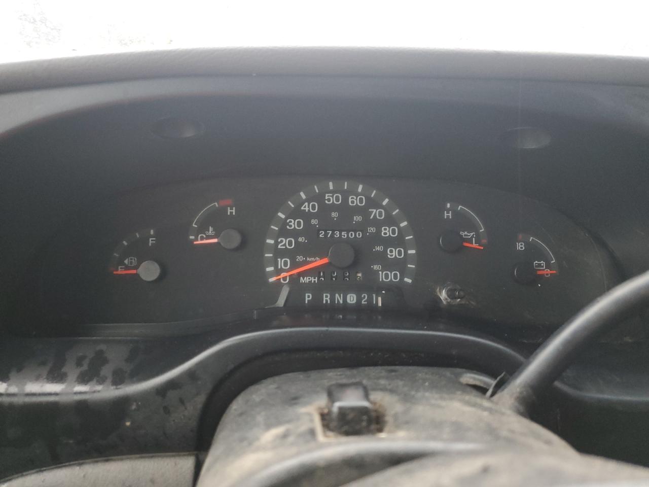 Ford E-150 E150 Van Image 4