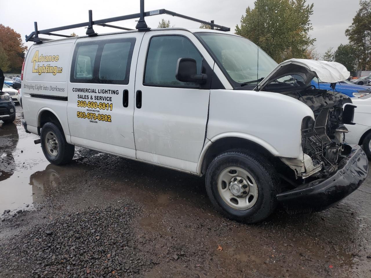 Chevrolet Express Image 11