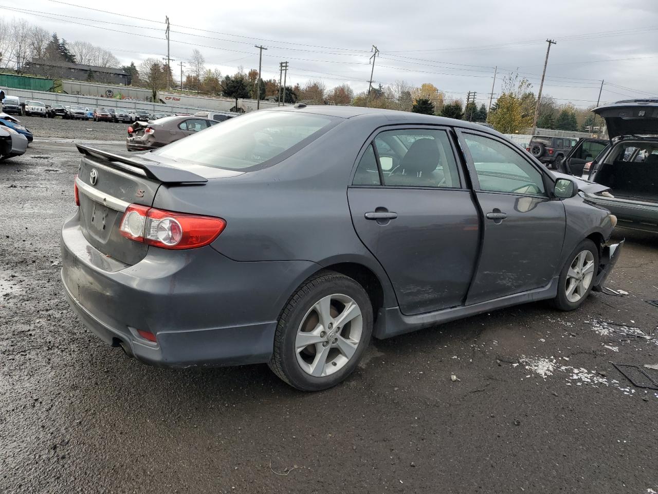 Toyota Corolla Base Image 10