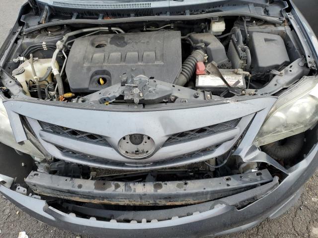 Toyota Corolla Base Image 2