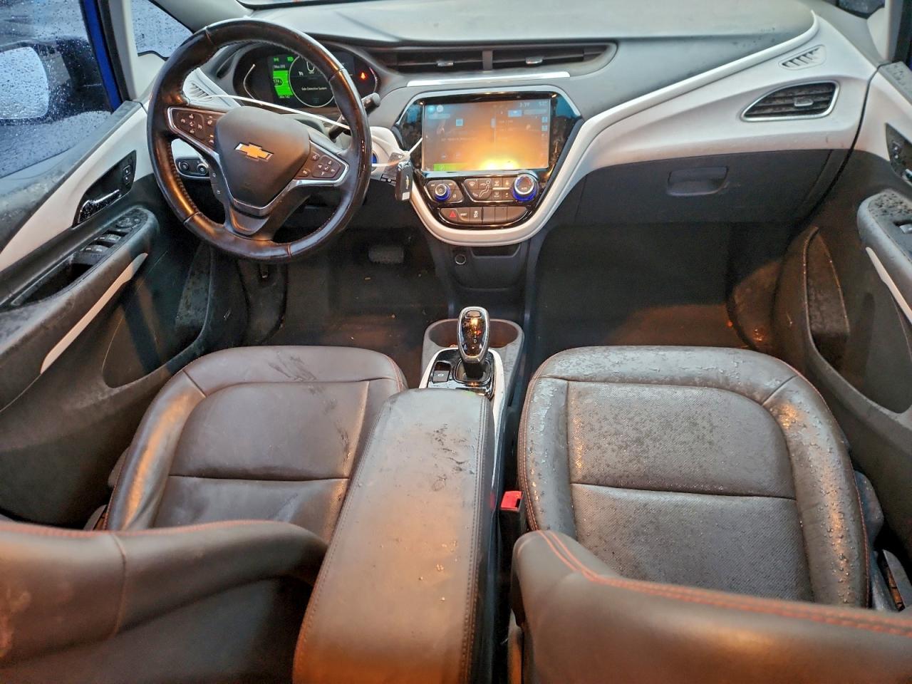 Chevrolet Bolt Premier Image 4