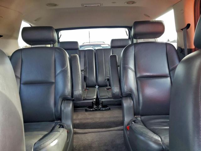 Cadillac Escalade Premium Image 13