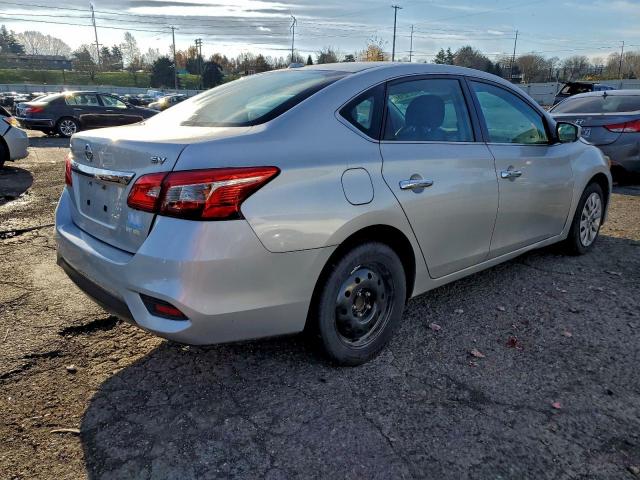 Nissan Sentra S Image 8
