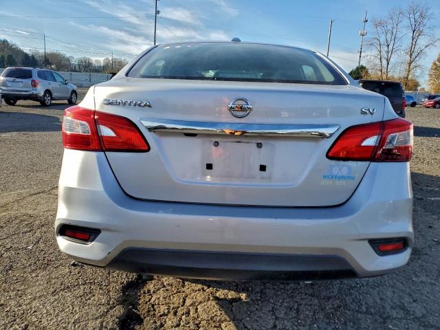 Nissan Sentra S Image 4